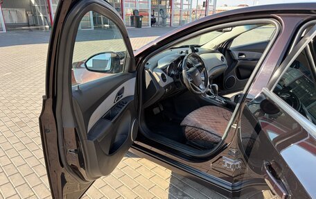 Chevrolet Cruze II, 2013 год, 700 000 рублей, 16 фотография
