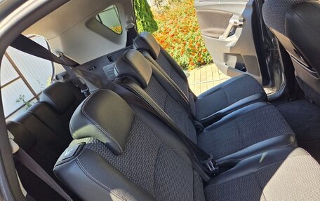Toyota Verso I, 2012 год, 900 000 рублей, 13 фотография