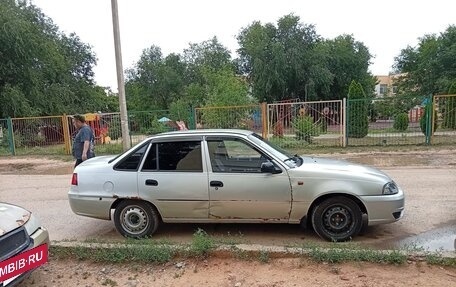 Daewoo Nexia I рестайлинг, 2010 год, 120 000 рублей, 4 фотография