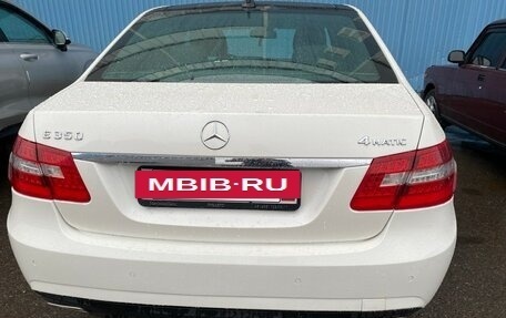 Mercedes-Benz E-Класс, 2011 год, 1 550 000 рублей, 9 фотография