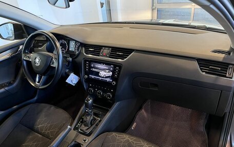 Skoda Octavia, 2020 год, 1 900 000 рублей, 12 фотография