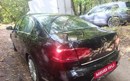 Volkswagen Passat B7, 2013 год, 1 050 000 рублей, 3 фотография