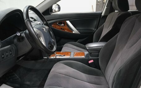 Toyota Camry, 2011 год, 1 099 000 рублей, 12 фотография