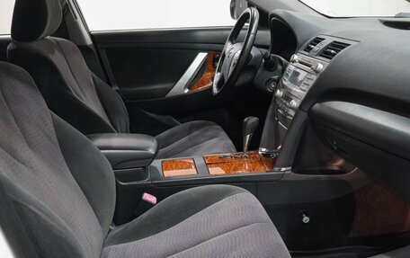 Toyota Camry, 2011 год, 1 099 000 рублей, 14 фотография