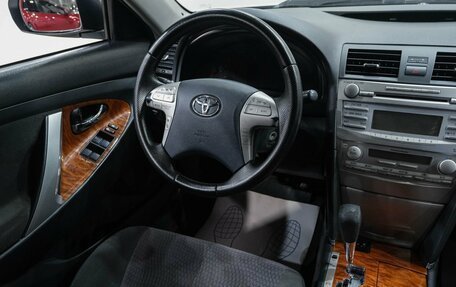 Toyota Camry, 2011 год, 1 099 000 рублей, 16 фотография