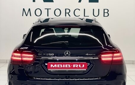 Mercedes-Benz GLA, 2017 год, 2 200 000 рублей, 11 фотография