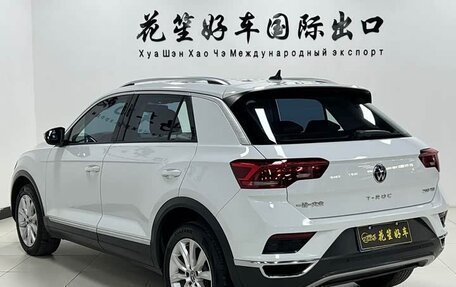 Volkswagen T-Roc I, 2022 год, 1 642 104 рублей, 7 фотография