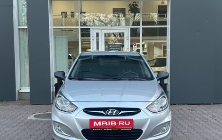 Hyundai Solaris II рестайлинг, 2013 год, 749 000 рублей, 2 фотография