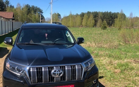 Toyota Land Cruiser Prado 150 рестайлинг 2, 2017 год, 4 750 000 рублей, 3 фотография