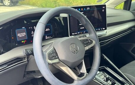 Volkswagen Golf VIII, 2025 год, 3 699 750 рублей, 8 фотография