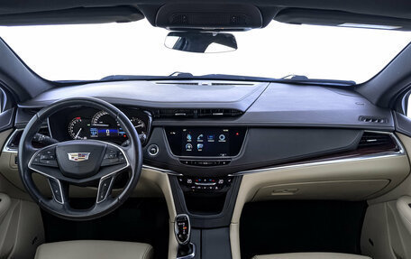 Cadillac XT5 I рестайлинг, 2016 год, 2 490 000 рублей, 14 фотография