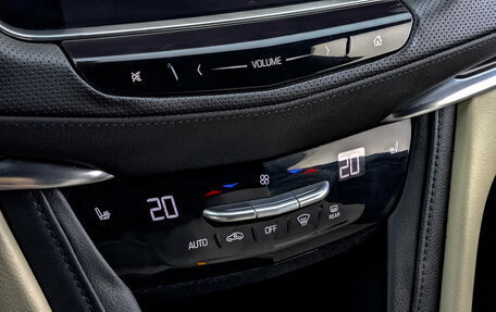 Cadillac XT5 I рестайлинг, 2016 год, 2 490 000 рублей, 27 фотография