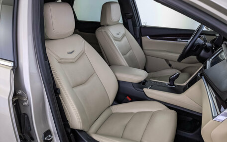 Cadillac XT5 I рестайлинг, 2016 год, 2 490 000 рублей, 23 фотография