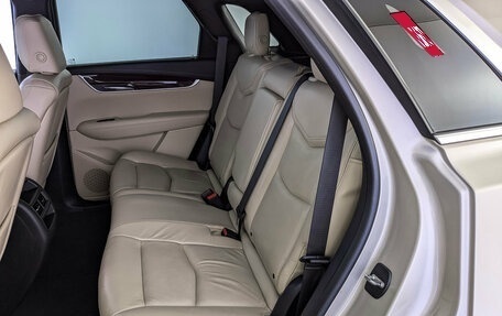 Cadillac XT5 I рестайлинг, 2016 год, 2 490 000 рублей, 18 фотография