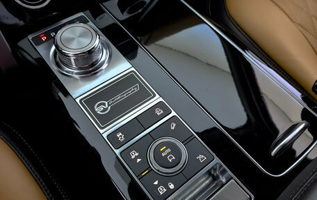 Land Rover Range Rover IV рестайлинг, 2020 год, 10 390 000 рублей, 21 фотография