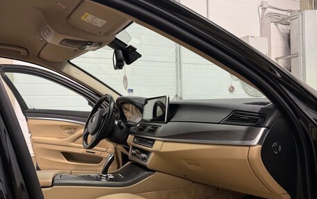 BMW 5 серия, 2014 год, 2 100 000 рублей, 13 фотография