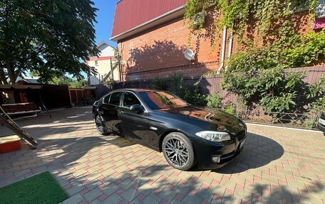 BMW 5 серия, 2012 год, 1 930 000 рублей, 8 фотография