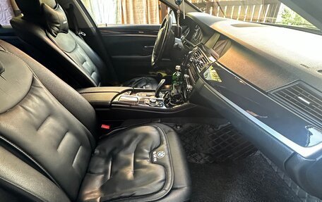 BMW 5 серия, 2012 год, 1 930 000 рублей, 21 фотография