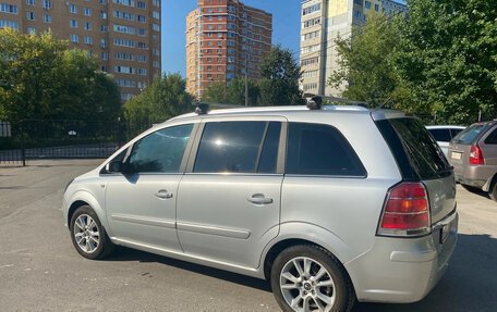 Opel Zafira B, 2007 год, 580 000 рублей, 3 фотография