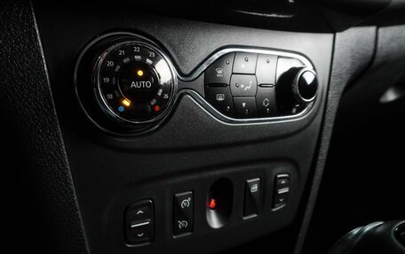 Renault Sandero II рестайлинг, 2016 год, 1 199 000 рублей, 12 фотография