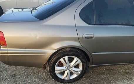 Toyota Vista, 1996 год, 400 000 рублей, 4 фотография