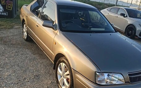 Toyota Vista, 1996 год, 400 000 рублей, 2 фотография