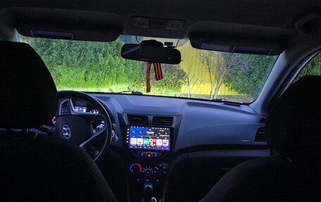 Hyundai Solaris II рестайлинг, 2015 год, 1 109 000 рублей, 27 фотография