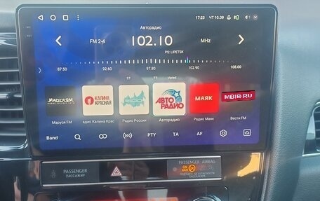 Mitsubishi Outlander III рестайлинг 3, 2019 год, 1 750 000 рублей, 7 фотография
