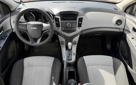 Chevrolet Cruze II, 2011 год, 530 000 рублей, 8 фотография