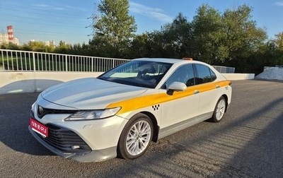 Toyota Camry, 2020 год, 2 200 000 рублей, 1 фотография