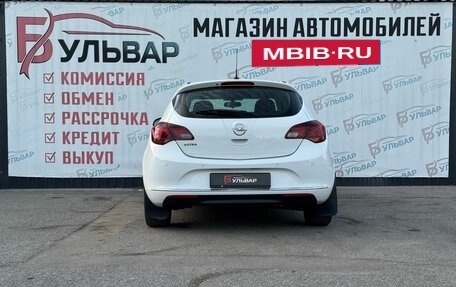 Opel Astra J, 2013 год, 790 000 рублей, 5 фотография
