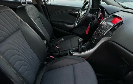 Opel Astra J, 2013 год, 790 000 рублей, 20 фотография
