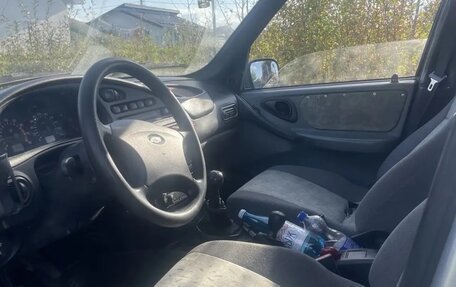 Chevrolet Niva I рестайлинг, 2003 год, 250 000 рублей, 2 фотография