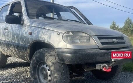Chevrolet Niva I рестайлинг, 2003 год, 250 000 рублей, 3 фотография