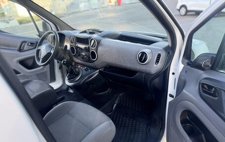 Peugeot Partner II рестайлинг 2, 2010 год, 555 000 рублей, 11 фотография