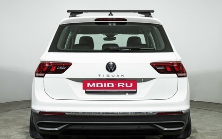 Volkswagen Tiguan II, 2021 год, 1 799 585 рублей, 6 фотография