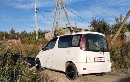 Toyota FunCargo, 2001 год, 250 000 рублей, 2 фотография