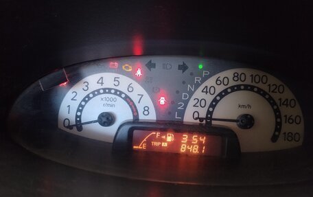 Toyota FunCargo, 2001 год, 250 000 рублей, 10 фотография