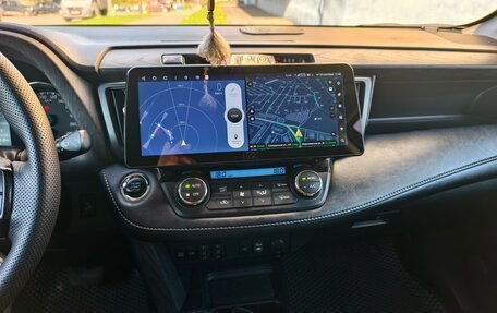 Toyota RAV4, 2017 год, 2 950 000 рублей, 14 фотография