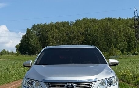 Toyota Camry, 2012 год, 1 790 000 рублей, 2 фотография