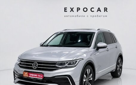 Volkswagen Tiguan II, 2021 год, 3 800 000 рублей, 1 фотография