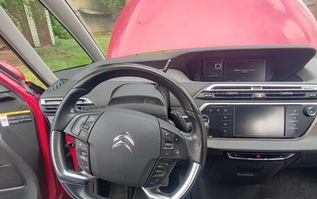 Citroen C4 Picasso II рестайлинг, 2014 год, 1 000 000 рублей, 27 фотография