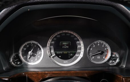 Mercedes-Benz E-Класс, 2013 год, 1 498 000 рублей, 12 фотография