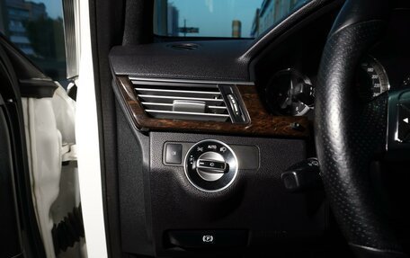 Mercedes-Benz E-Класс, 2013 год, 1 498 000 рублей, 19 фотография
