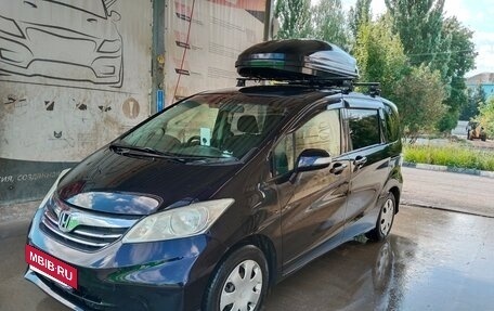 Honda Freed I, 2011 год, 1 200 000 рублей, 2 фотография