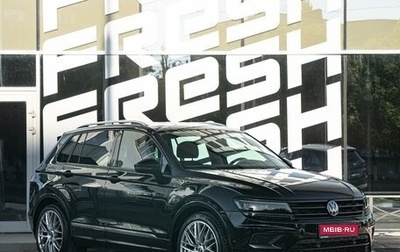 Volkswagen Tiguan II, 2018 год, 2 500 000 рублей, 1 фотография