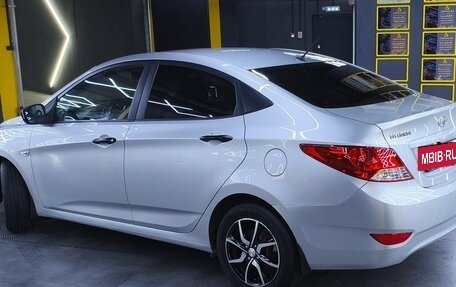 Hyundai Solaris II рестайлинг, 2014 год, 930 000 рублей, 7 фотография