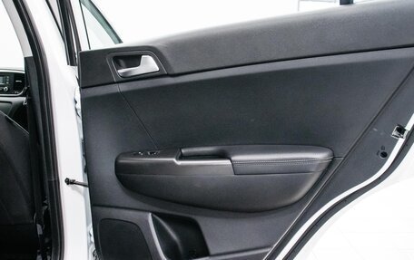 KIA Sportage IV рестайлинг, 2019 год, 2 099 000 рублей, 25 фотография