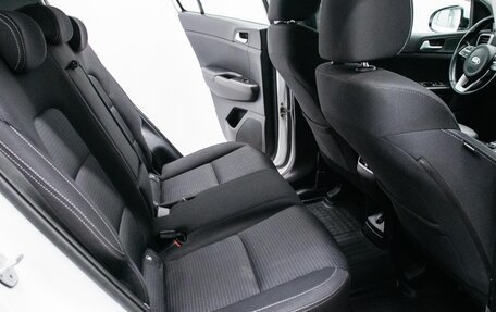 KIA Sportage IV рестайлинг, 2019 год, 2 099 000 рублей, 27 фотография