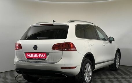 Volkswagen Touareg III, 2011 год, 1 450 000 рублей, 4 фотография